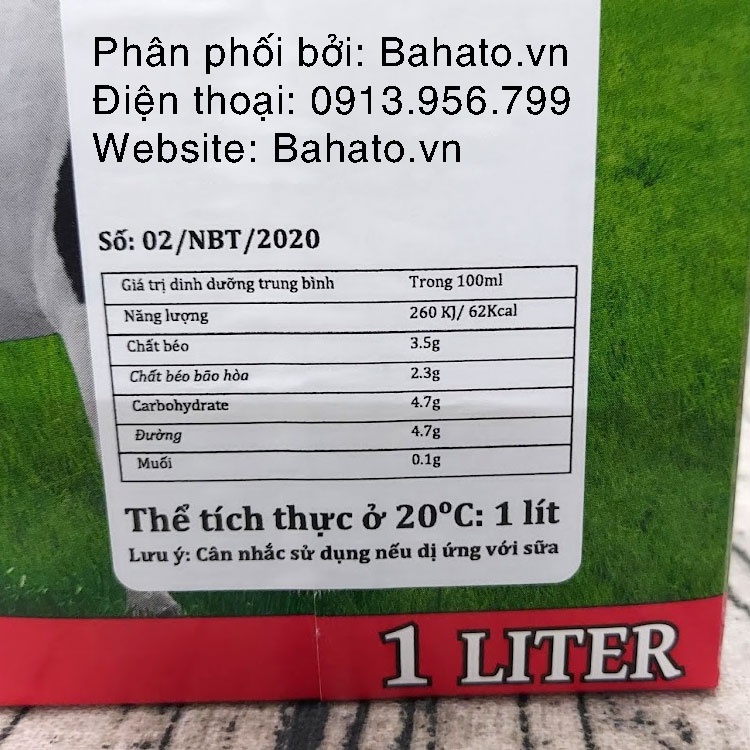 Sữa tươi tiệt trùng Mlekovita 1 lít (3.5% chất béo)