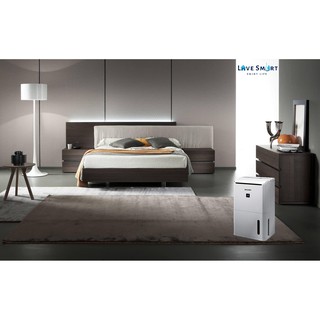 Máy tạo ion và hút ẩm Sharp DW-D12A-W