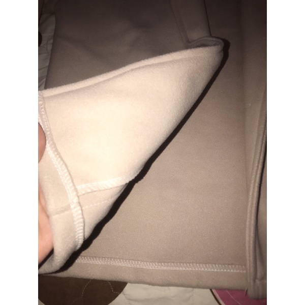 PASS ÁO KHOÁC DẠ màu be