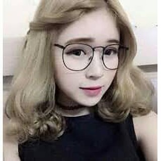 Mắt kính ngố tròn gọng đen thời trang nữ