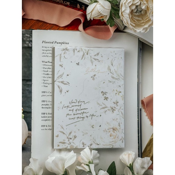 Krisna.room ♡ Cuốn Planner 2022 của Meow (hàng limited)