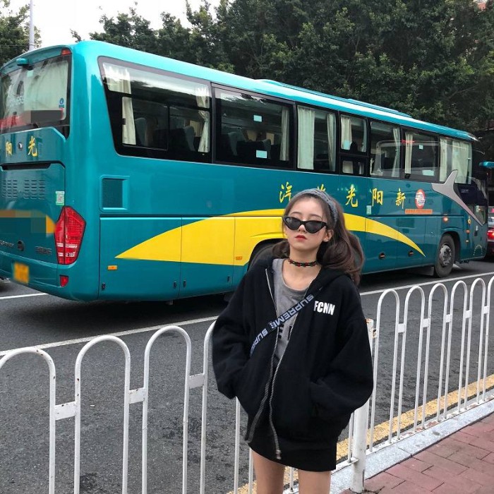 Áo Khoác Nam Kiểu Dáng Đơn Giản Trẻ Trung Năng Động