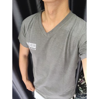 Áo thun cổ tim nam body