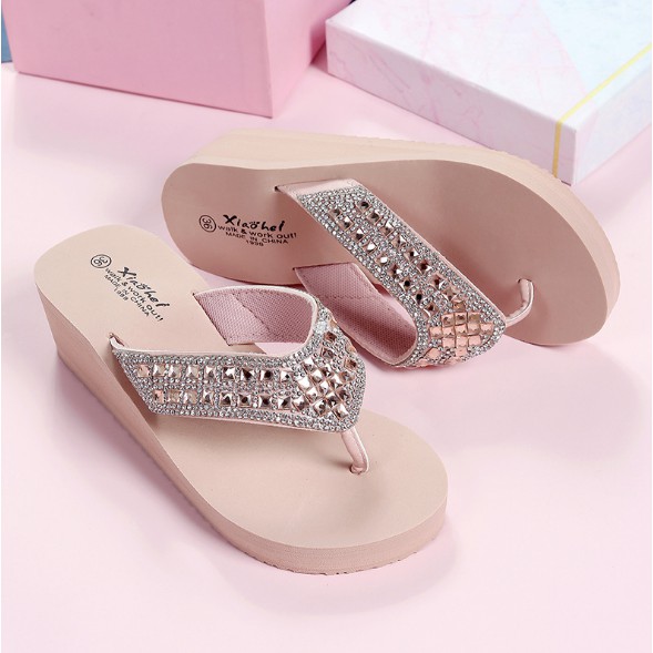 Dép nữ thời trang xỏ ngón đính đá sang trọng đế cao 5cm DN16