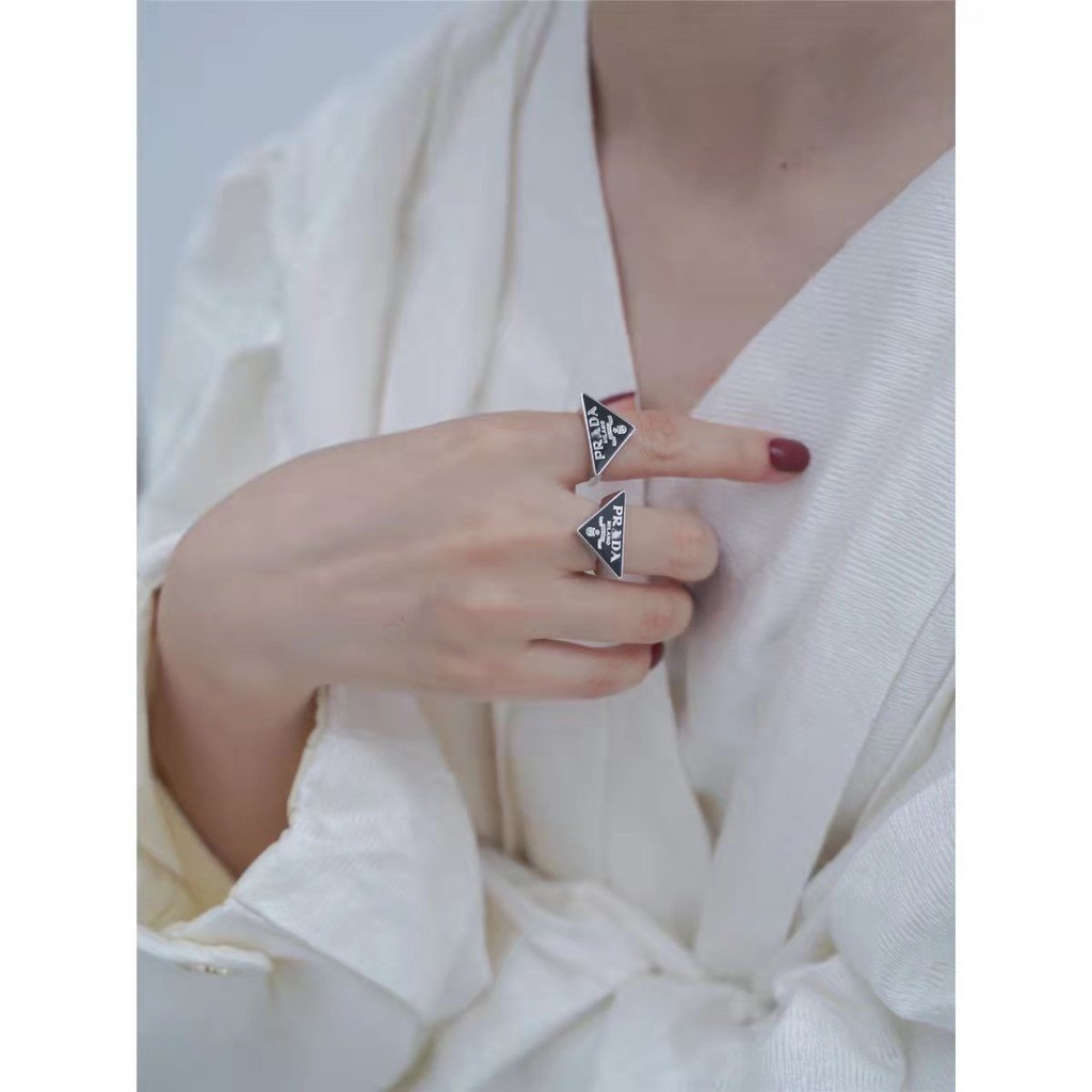 Nhẫn Đôi Hình Tam Giác Có Thể Điều Chỉnh