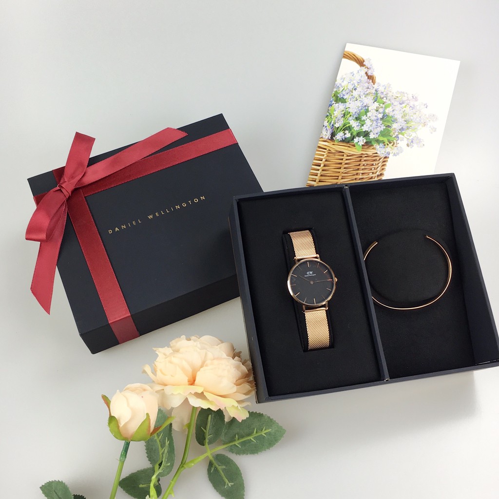 Đồng hồ nữ Daniel Wellington Classic Petite Dây Mesh 32mm & 28mm & Vòng tay DW Classic Cuff tặng kèm Nhẫn DW