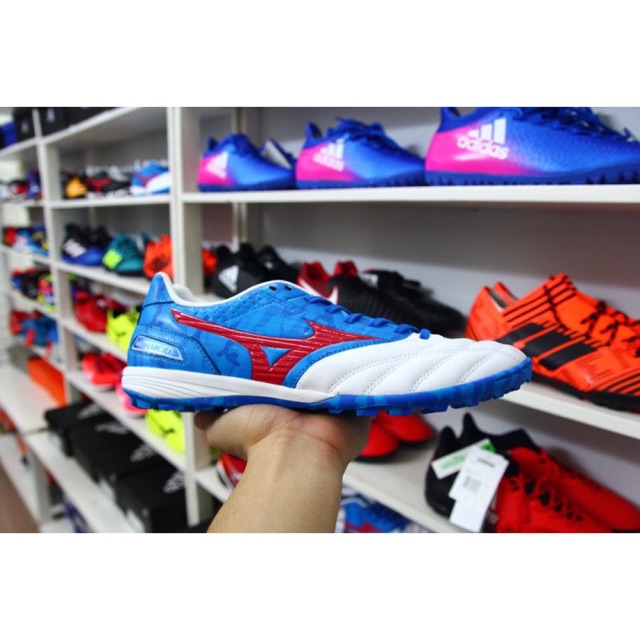 Giày bóng đá mizuno chính hãng