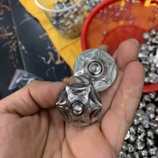 Cặp gù salara mẫu ngôi sao gắn mọi dòng xe