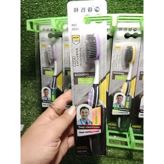1 cây Bàn chải Đánh Răng Adangumi