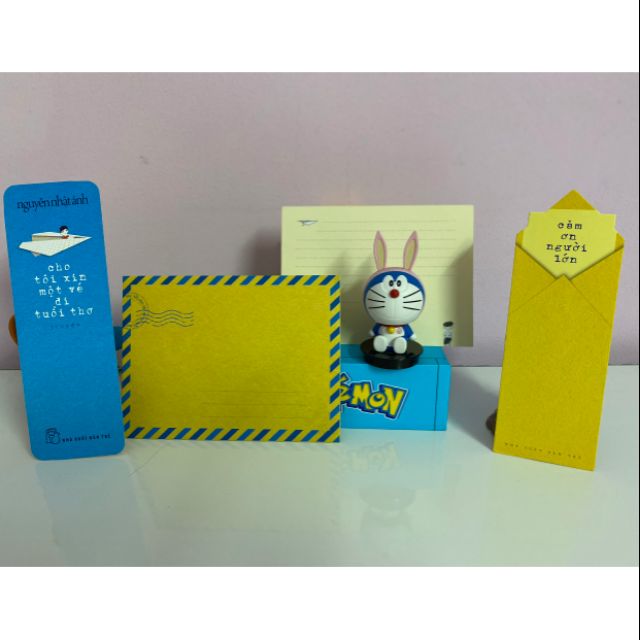 POSCARD + BOOKMARK (NGUYỄN NHẬT ÁNH + TRƯỜNG CA HÀNH + BÚP BÊ XINH + MẶT NẠ THỦY TINH)