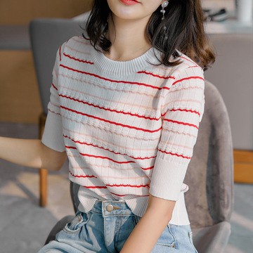 Áo Thun Nữ Tay Ngắn Họa Tiết Sọc Ngang Thời Trang