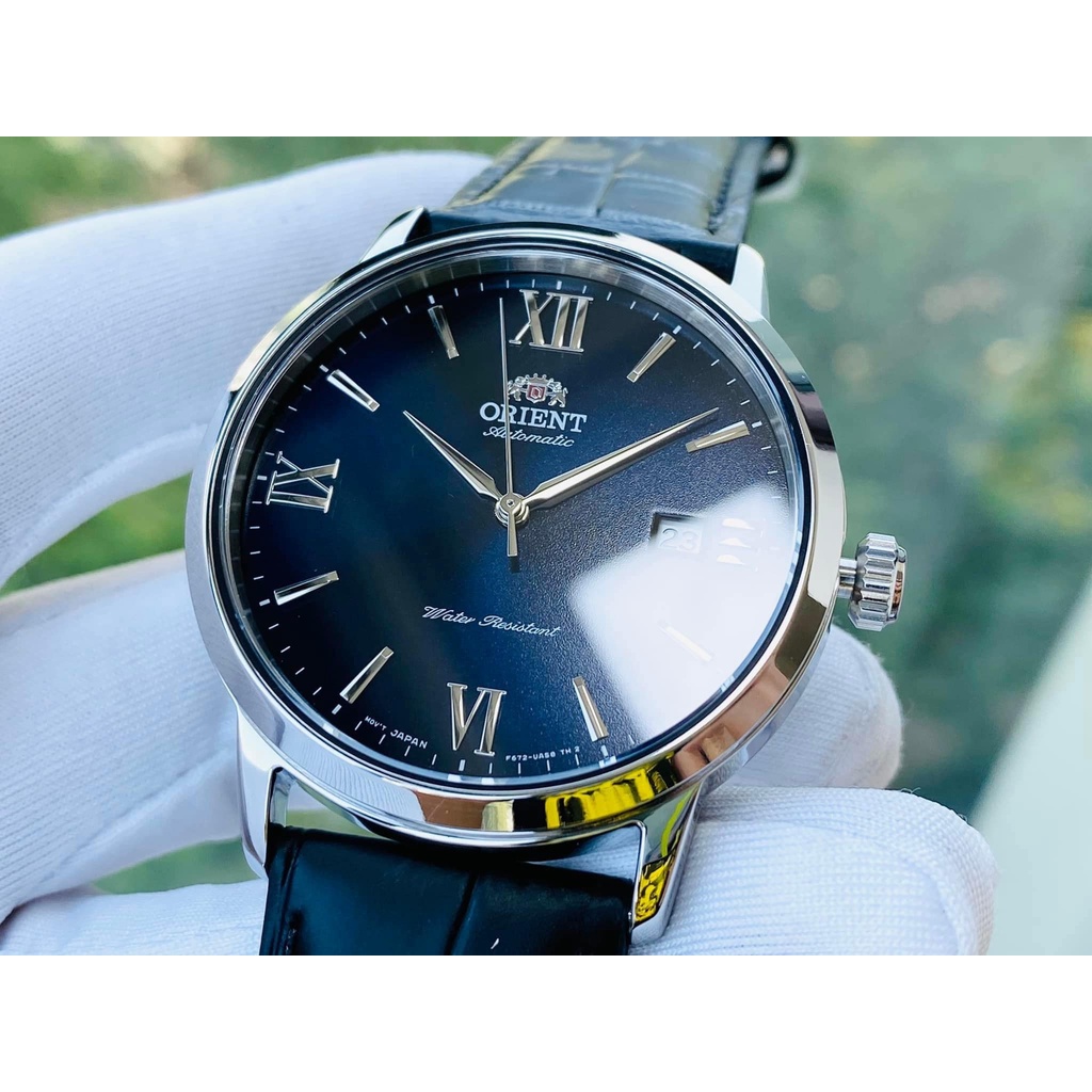 Đồng hồ nam Orient Automatic RA-AC0F11L10B xứng đáng là chiếc đồng hồ không thể thiếu trong tủ đồ của các quý ông.