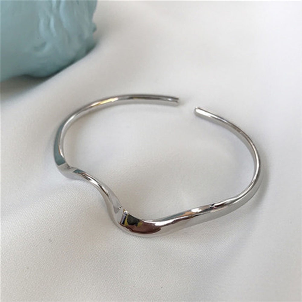 Vòng đeo tay dạng hở thiết kế gợn sóng nhiều màu sắc tùy chọn thời trang dành cho nữ