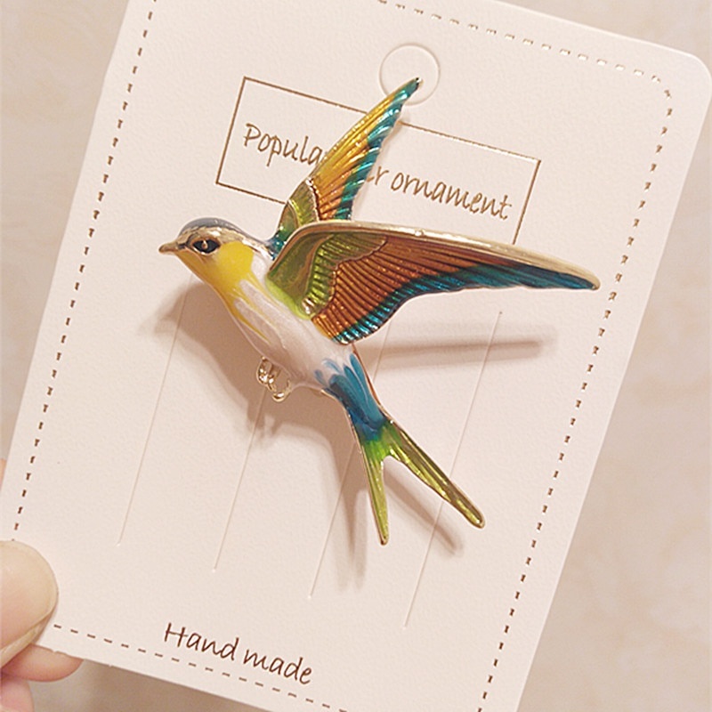 Ghim cài áo kiểu chú chim ruồi độc đáo