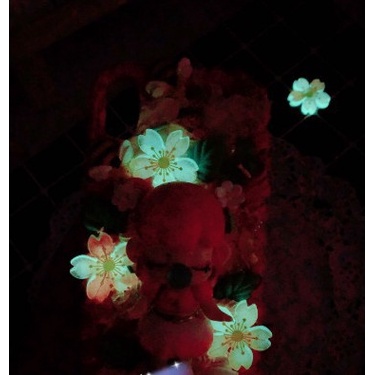 Mô hình hoa đào dạ quang decor điện thoại | BigBuy360 - bigbuy360.vn