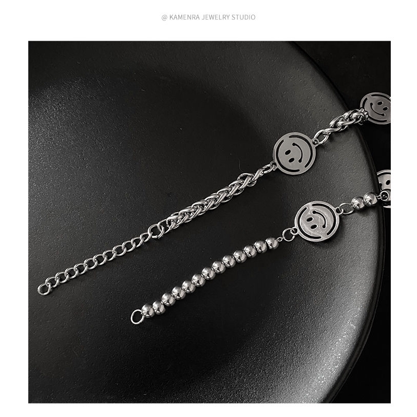 Vòng tay mặt hình mặt cười phong cách hip hop thời trang dành cho nam và nữ 22158