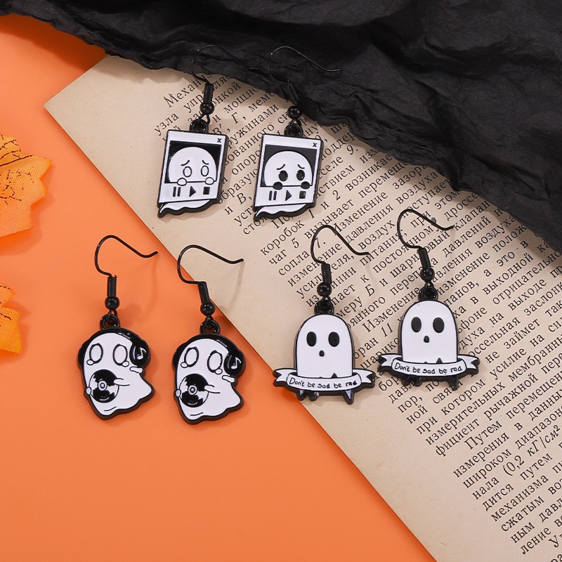Set 10 Cặp Bông Tai Chủ Đề Halloween Vui Nhộn Sáng Tạo Cho Bạn Bè