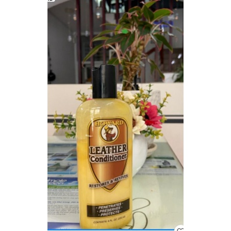 Kem sáp dưỡng và bảo vệ nội thất bằng da Leather Conditioner, Restores & Revives 236ml