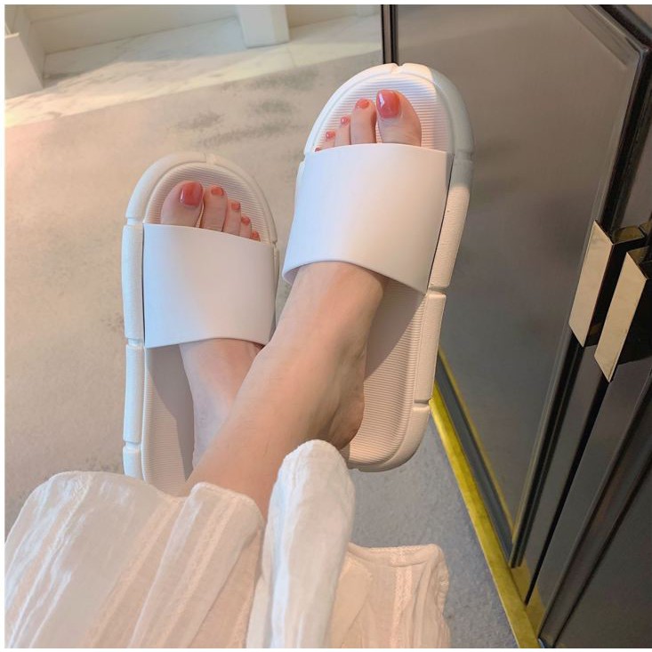 Dép quai ngang đơn giản mà tinh tế - US339