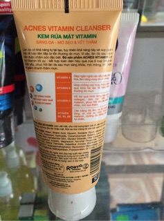 Bộ sản phẩm acnes vitamin