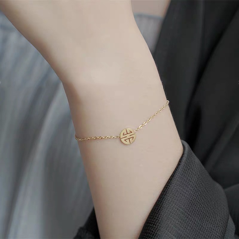 Lắc Chân Bằng Thép Titan Mạ Vàng 18K Thiết Kế Đơn Giản Dễ Phối Đồ Thời Trang Cho Nữ