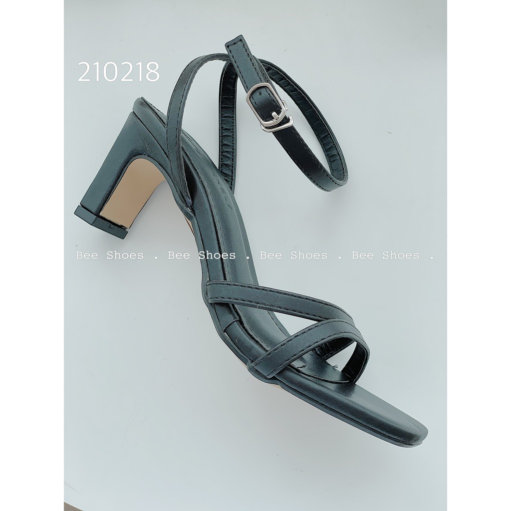 BEESHOES - SANDAL MŨI VUÔNG GÓT DẸP CAO 7 PHÂN - SANDAL QUAI NGANG 2 MẢNH CHẤT DA ĐI ÊM CHÂN SẴN MÀU ĐEN-TRẮNG-BE 210218