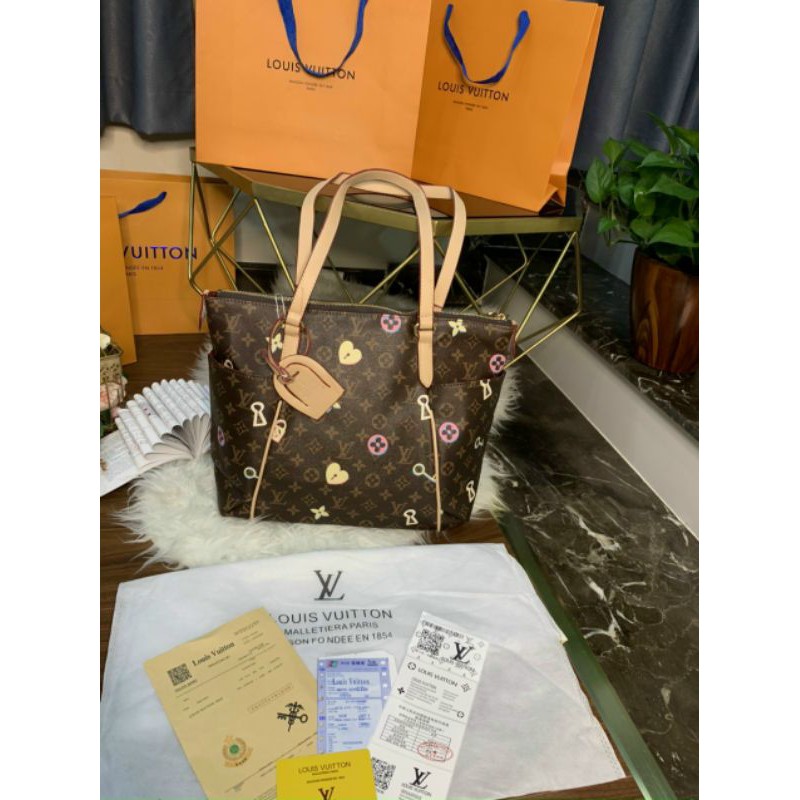 👜Ghẹo Lựa  ! Hàng mới về ạ 😍😍😍
     Túi vísi tuyển túi si tuyển. đã độn from túi chất như nước cất mẫu độc lạ
tuyển | BigBuy360 - bigbuy360.vn