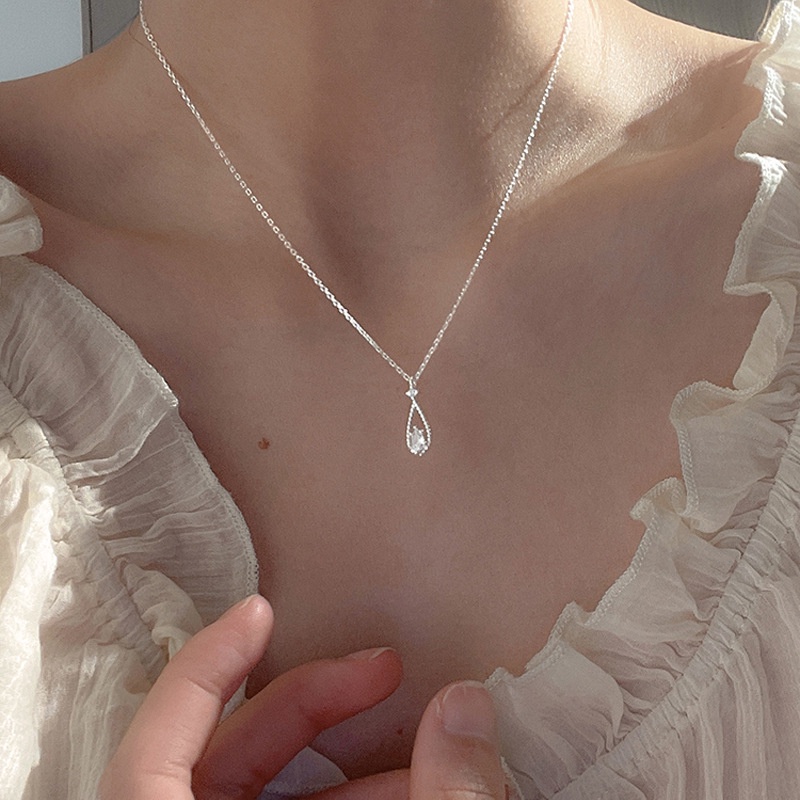 Vòng cổ Mặt Hình Giọt Nước Đính Đá Zircon Thời Trang Đơn Giản Cho Nữ