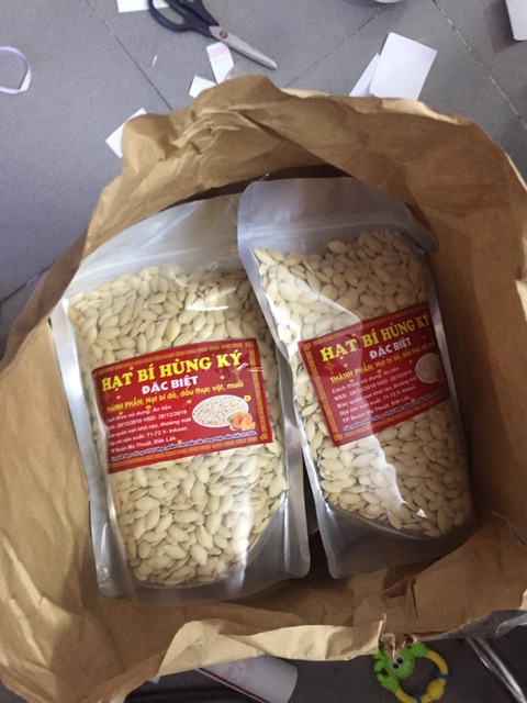 Hạt Bí Hùng Ký Loại Đặc biệt chuẩn Ban Mê Thuột