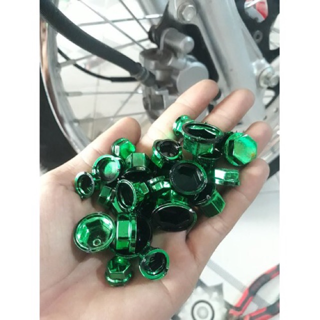 CHỤP ỐC MÀU xe máy bộ 28 con đủ size