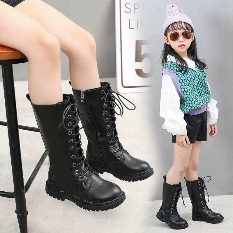 Bốt bé gái