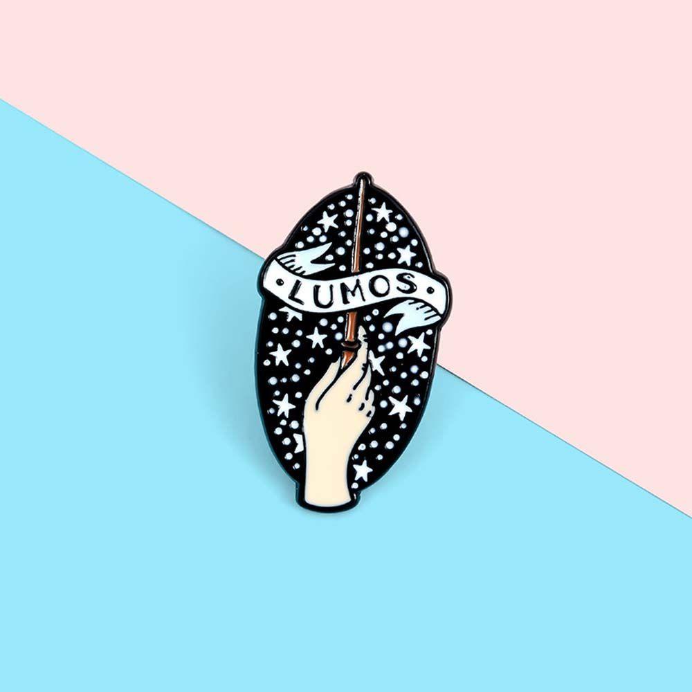 Mocho Ghim Cài Áo Hình Cây Đũa Thần LUMOS Vui Nhộn Dễ Thương