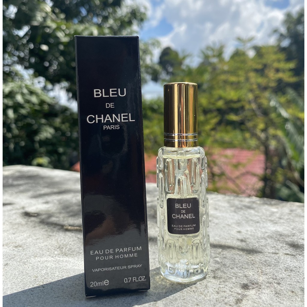 Nước hoa Nam Bleu de Chanel Eau de Parfum dạng xịt chỉ với 20ml mùi gợi cảm sang trọng tinh tế | BigBuy360 - bigbuy360.vn