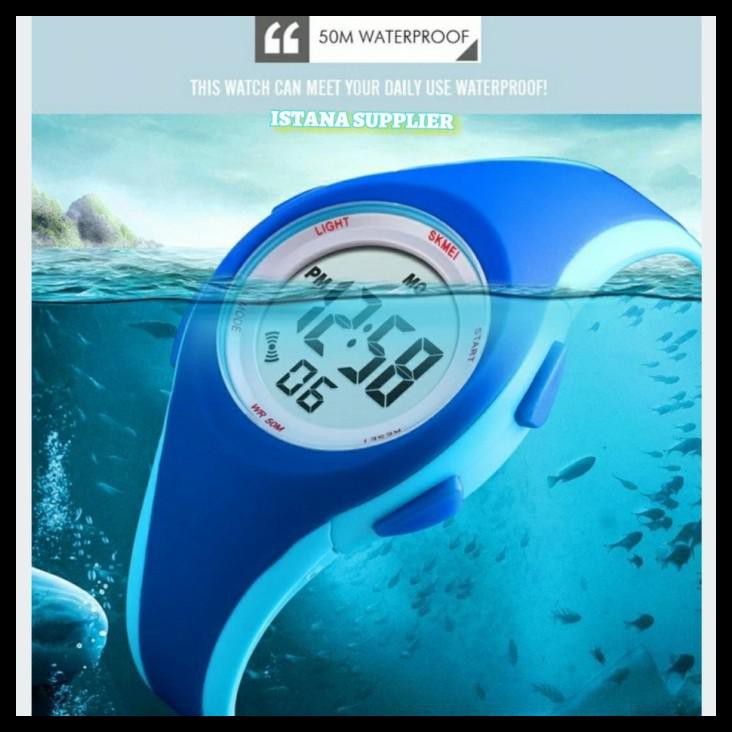 Đồng Hồ Điện Tử Skmei Chống Thấm Nước Màu Xanh Quân Đội