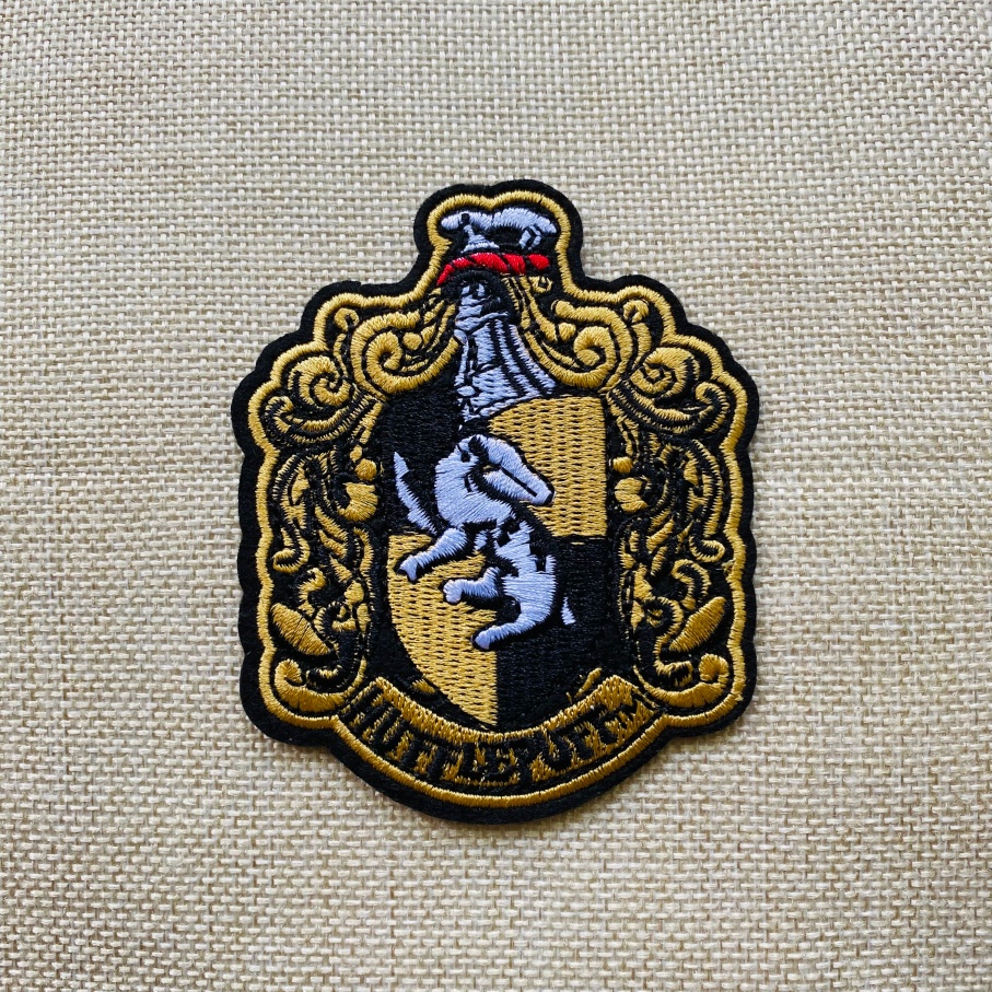 Logo thêu các nhà trong Harry Potter - Chất thêu chi tiết cực đẹp - Ủi lên áo quần cực dính dễ dàng sử dụng