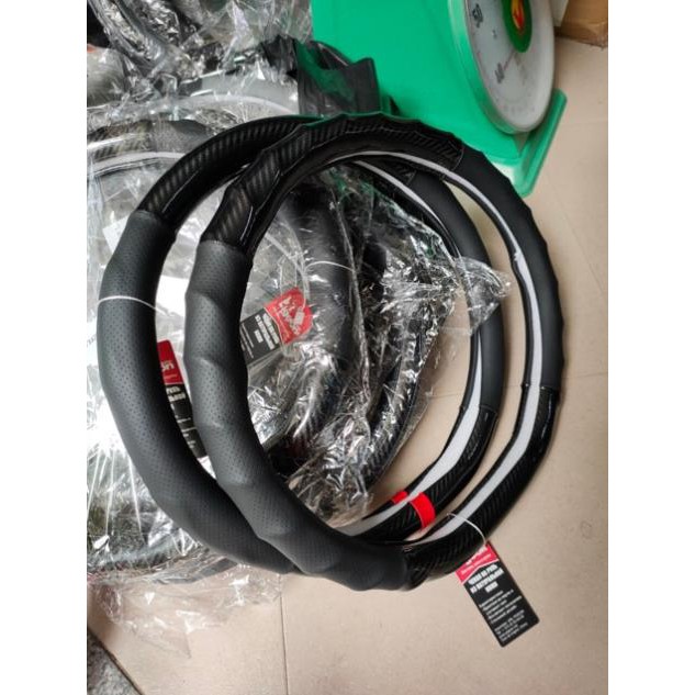 Bọc vô lăng D Cut cho các dòng xe vô lăng vát