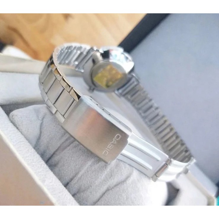 Đồng hồ nữ dây kim loại Casio Anh Khuê LTP-VT01D-2BUDF