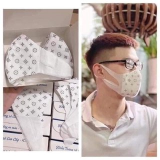 Hộp 50 chiếc khẩu trang 3D mask họa tiết LV