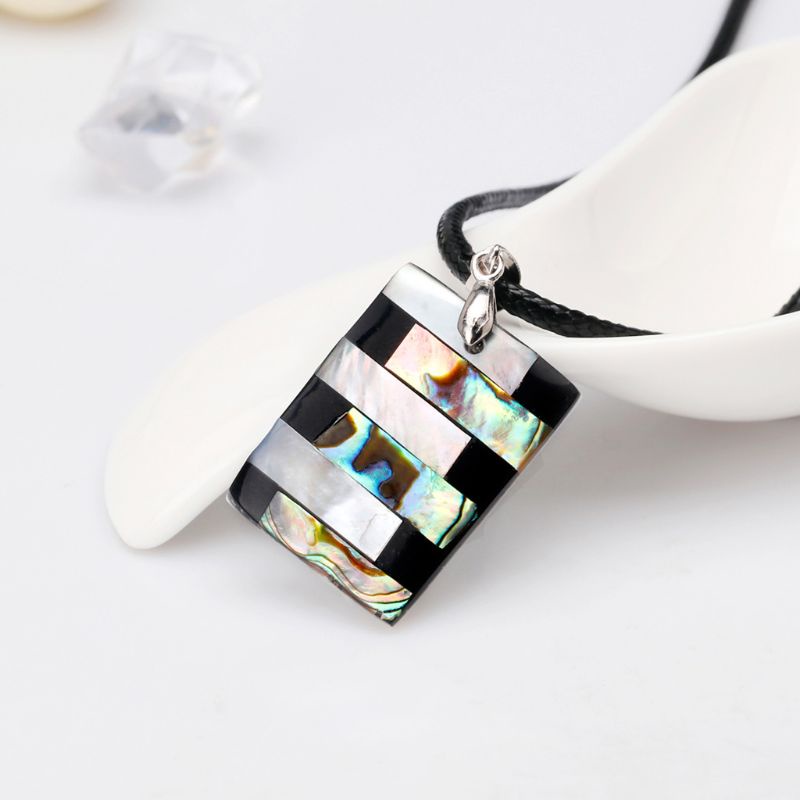 Vòng cổ Mặt Vỏ Sò Tự Nhiên Nhiều Màu Độc Đáo