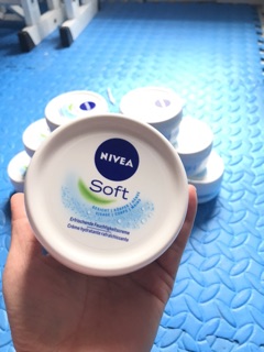 Kem nẻ Nivea Soft xách tay Đức