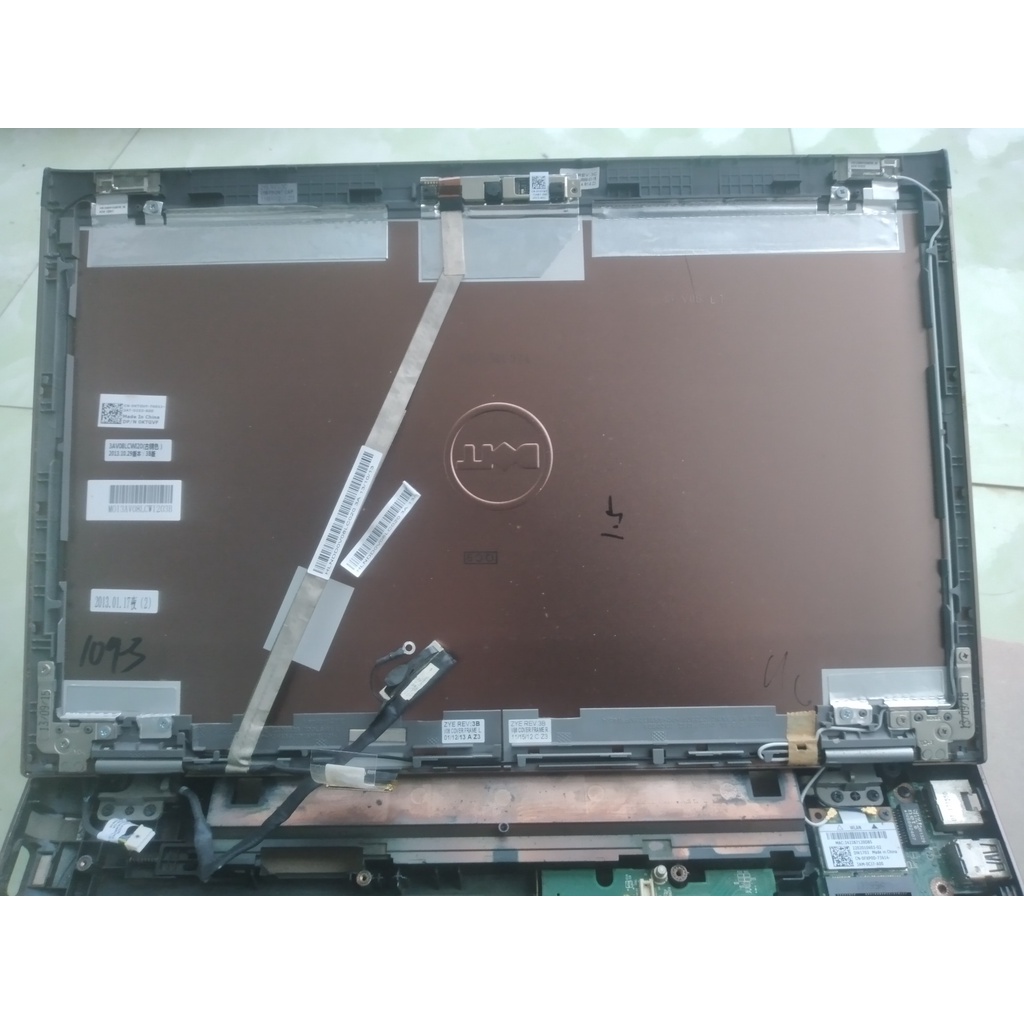 VỎ A dell vostro 3460