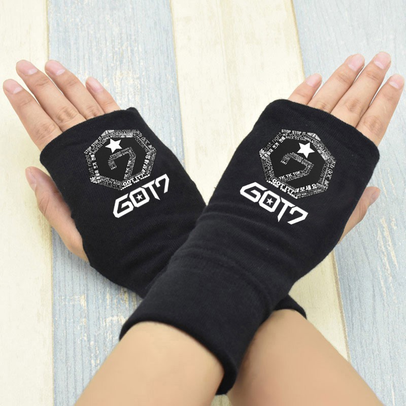 Găng Tay Thời Trang Xỏ Ngón GOT 7 hở ngón, vải nỉ thoáng mát, co giãn mềm mại