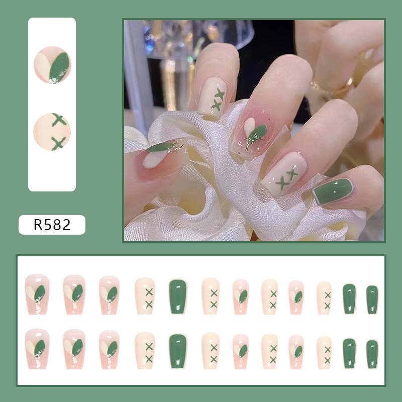 Móng tay giả 24 món Màu 582