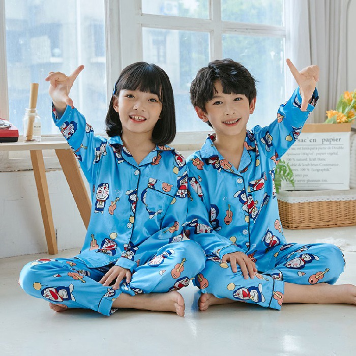 Bộ Đồ Ngủ Tay Dài Chất Lụa In Họa Tiết Dễ Thương Thời Trang Cho Bé Trai Và Gái