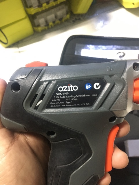 Khoan vít ozito SDA-1100 - Sang chuyên hàng nội địa Úc- đã qua sử dụng rất mong được sử ủng hộ của anh chị em trong shop