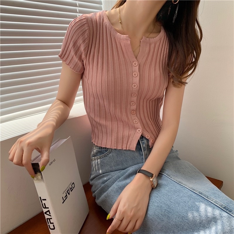 Áo len cộc tay cổ trơn cài khuy