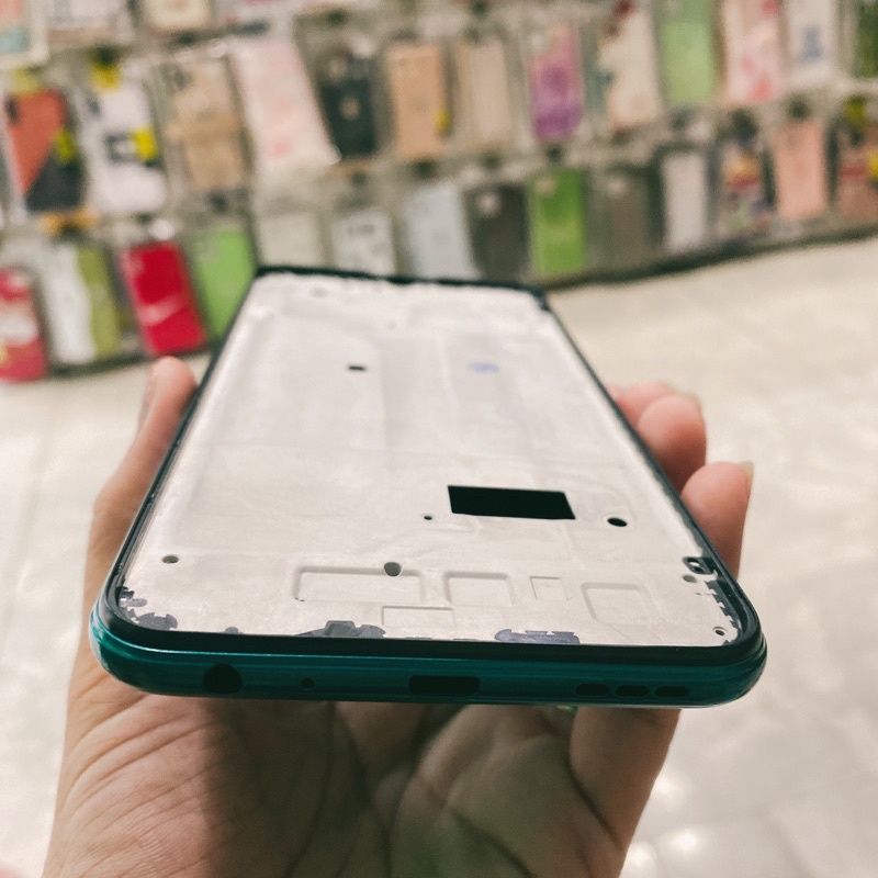 Vỏ sườn Vivo / Y31 / Y51 /Y53s 2020 / Y3s không có khay sim