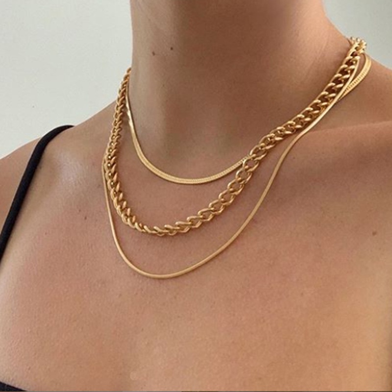 Women's Multilayer Alloy Gold Necklace /Bohemian Multilayer Snake Cuban Chain Necklace / Elegant  Clavicle Necklace/Vintage Gold Coin Pearl Choker Sweater Necklace