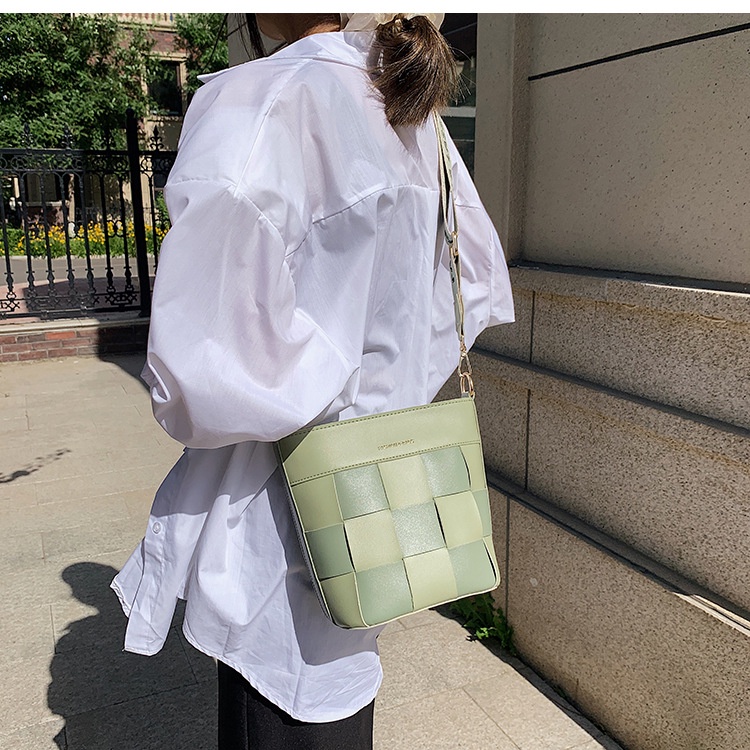 Túi Đeo Chéo Vai Vải Dệt Dây Bản Rộng Thời Trang Dành Cho Nữ