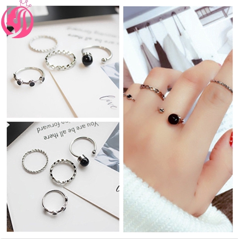 Bộ 4 nhẫn thời trang nữ kiểu dáng giản dị màu bạch kim đính đá tinh tế | BigBuy360 - bigbuy360.vn